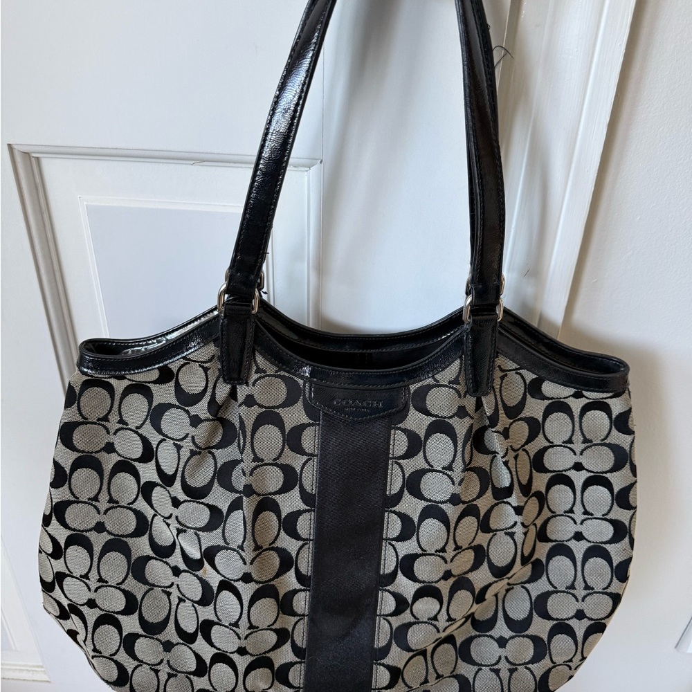 Coach Black and Cream Signature Shoulder Bag